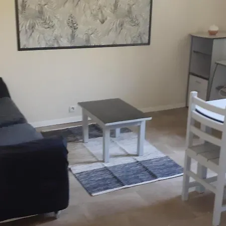 La Chapelle بيت للعطل Béduer